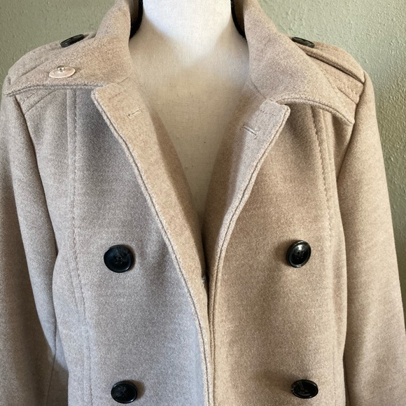 NWT H&M Beige Double Breasted Coat - Picture 3 of 7
